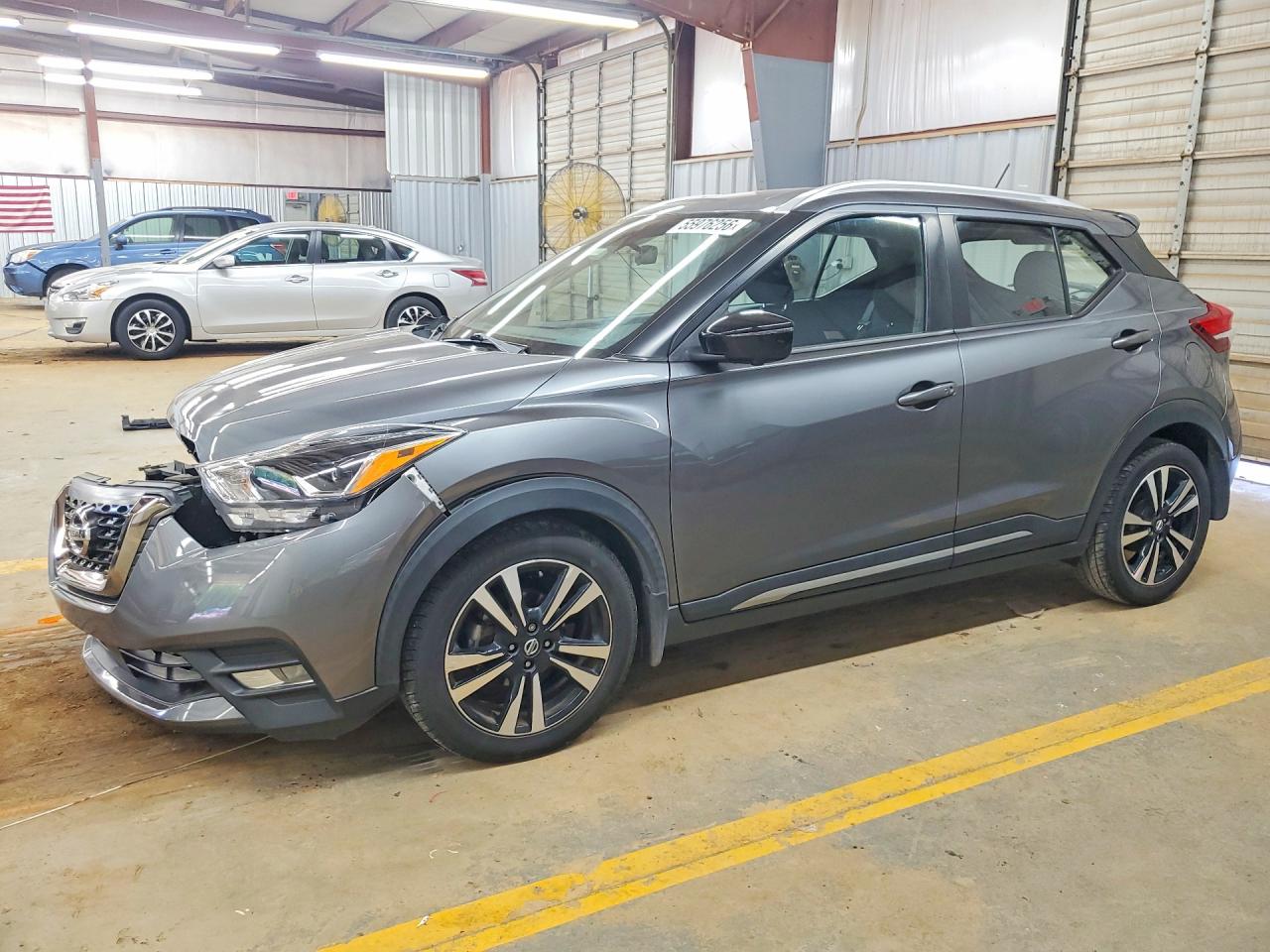 2020 NISSAN KICKS