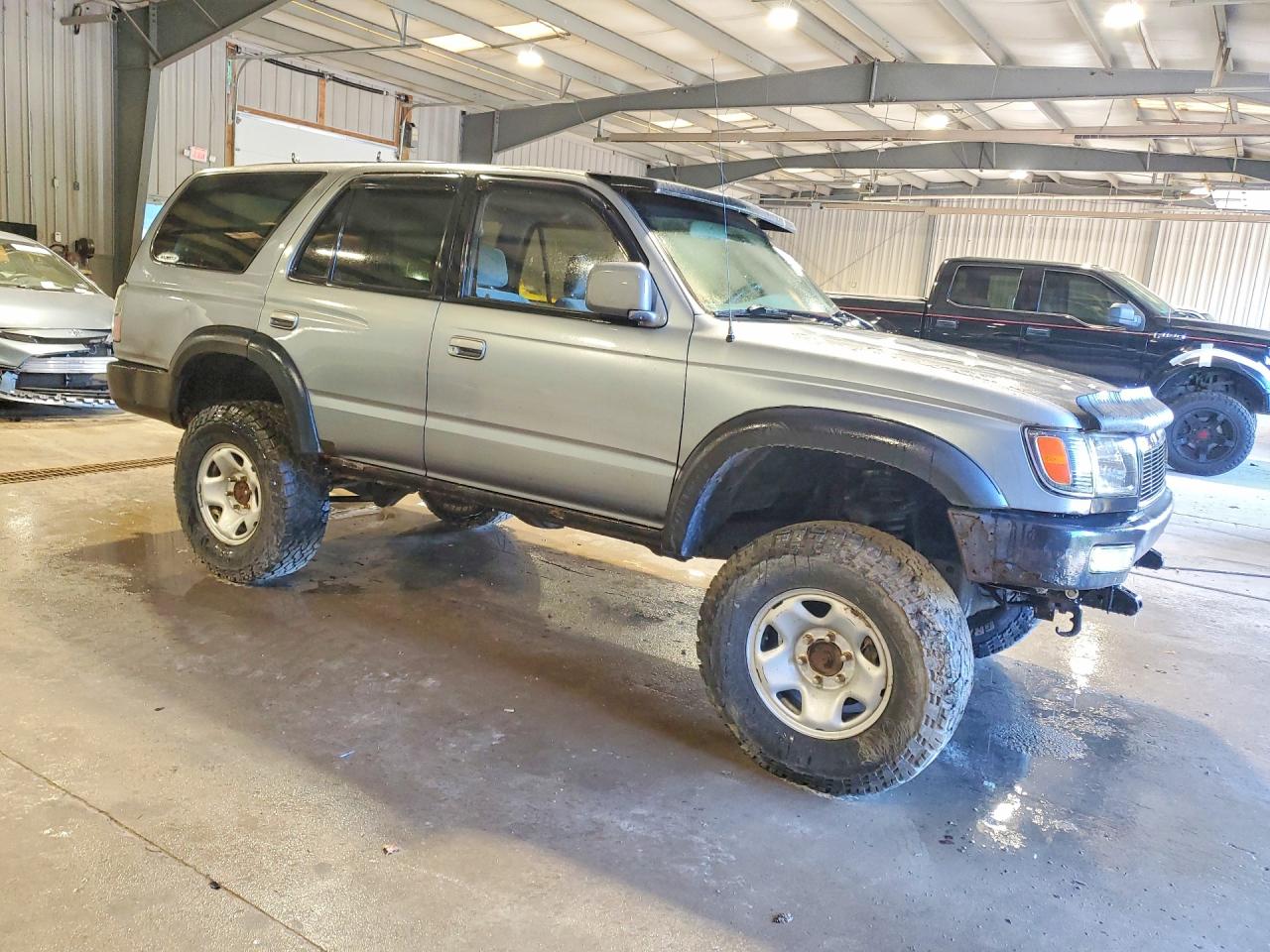 1996 TOYOTA 4RUNNER
