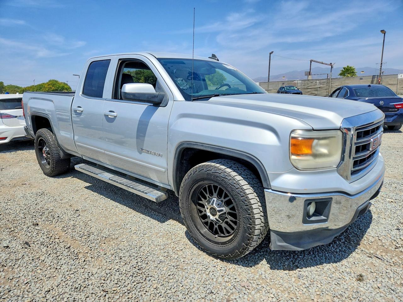 2015 GMC SIERRA