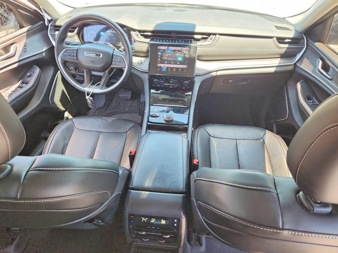 2022 JEEP CHEROKEE