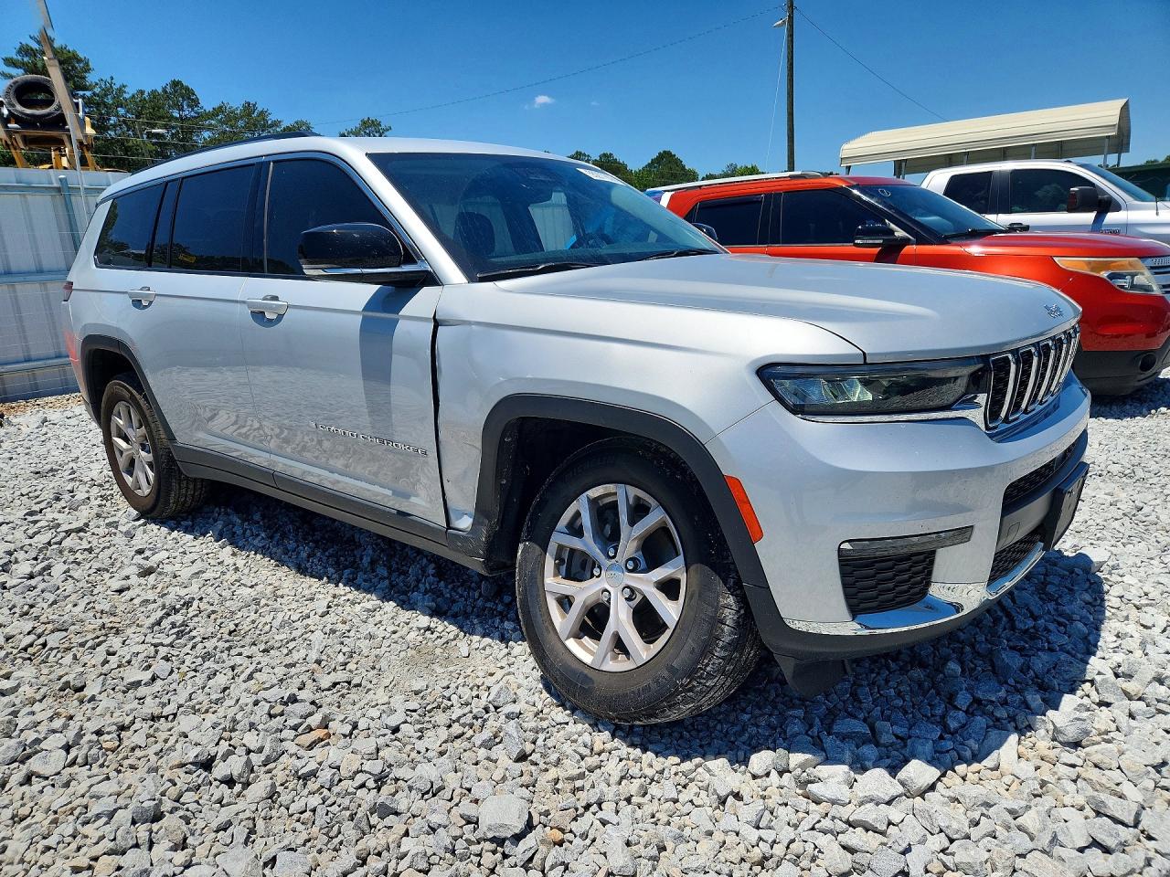 2022 JEEP CHEROKEE