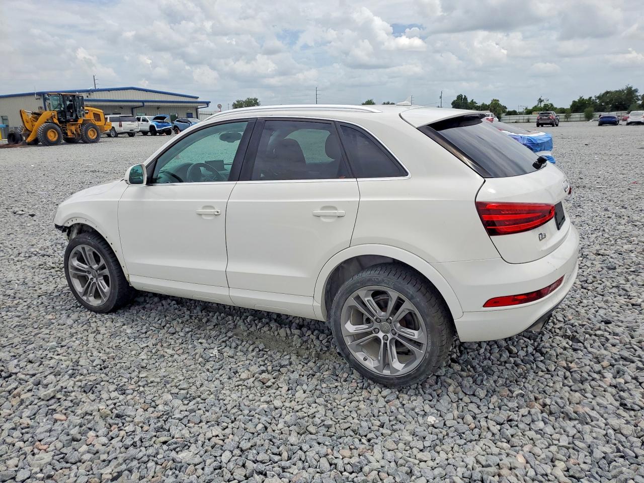 2015 AUDI Q3