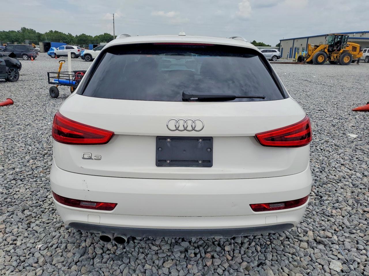2015 AUDI Q3