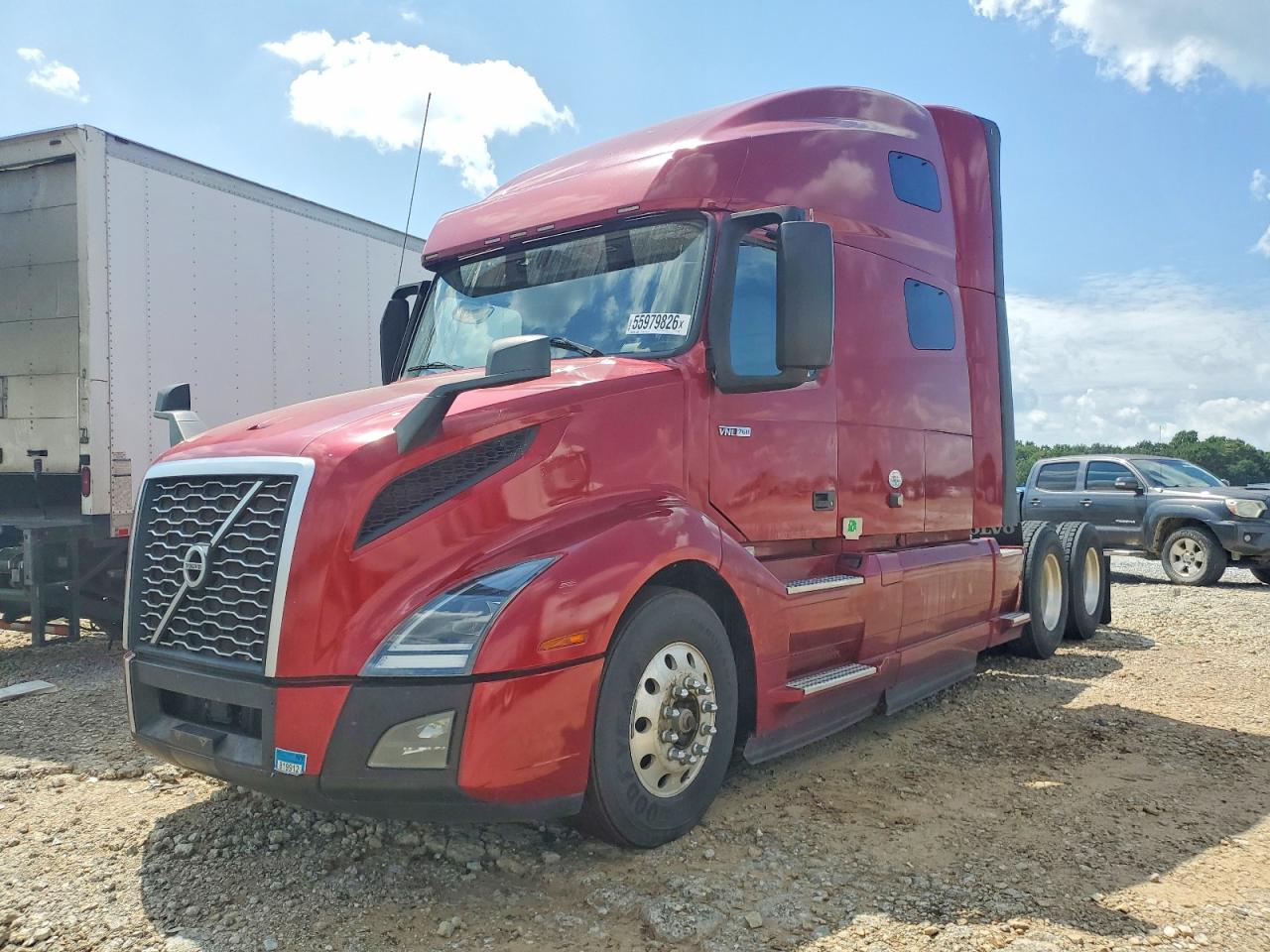 2020 VOLVO VN