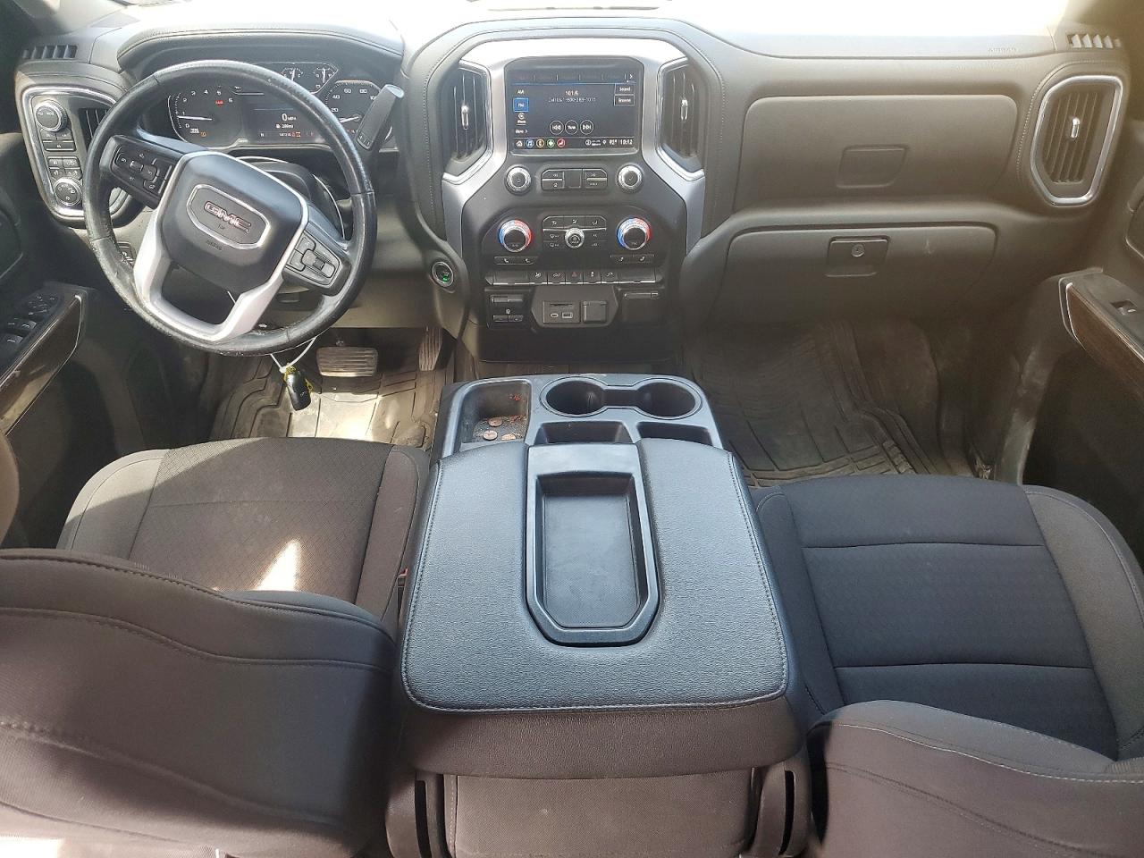 2022 GMC SIERRA
