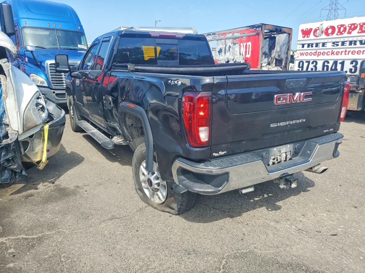 2022 GMC SIERRA