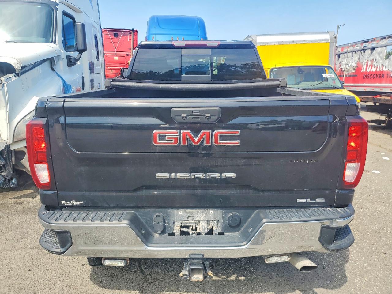 2022 GMC SIERRA