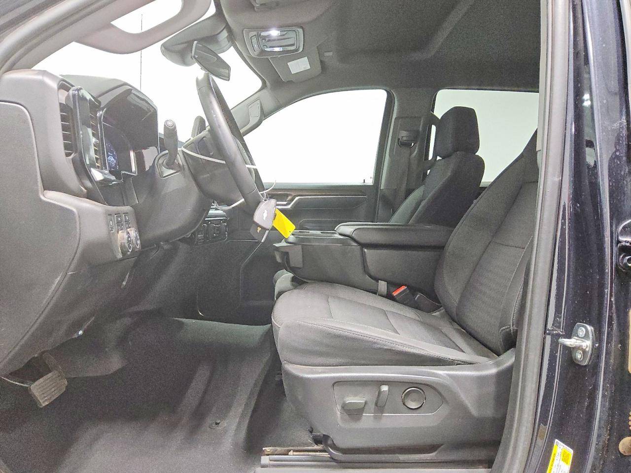 2024 CHEVROLET SILVERADO