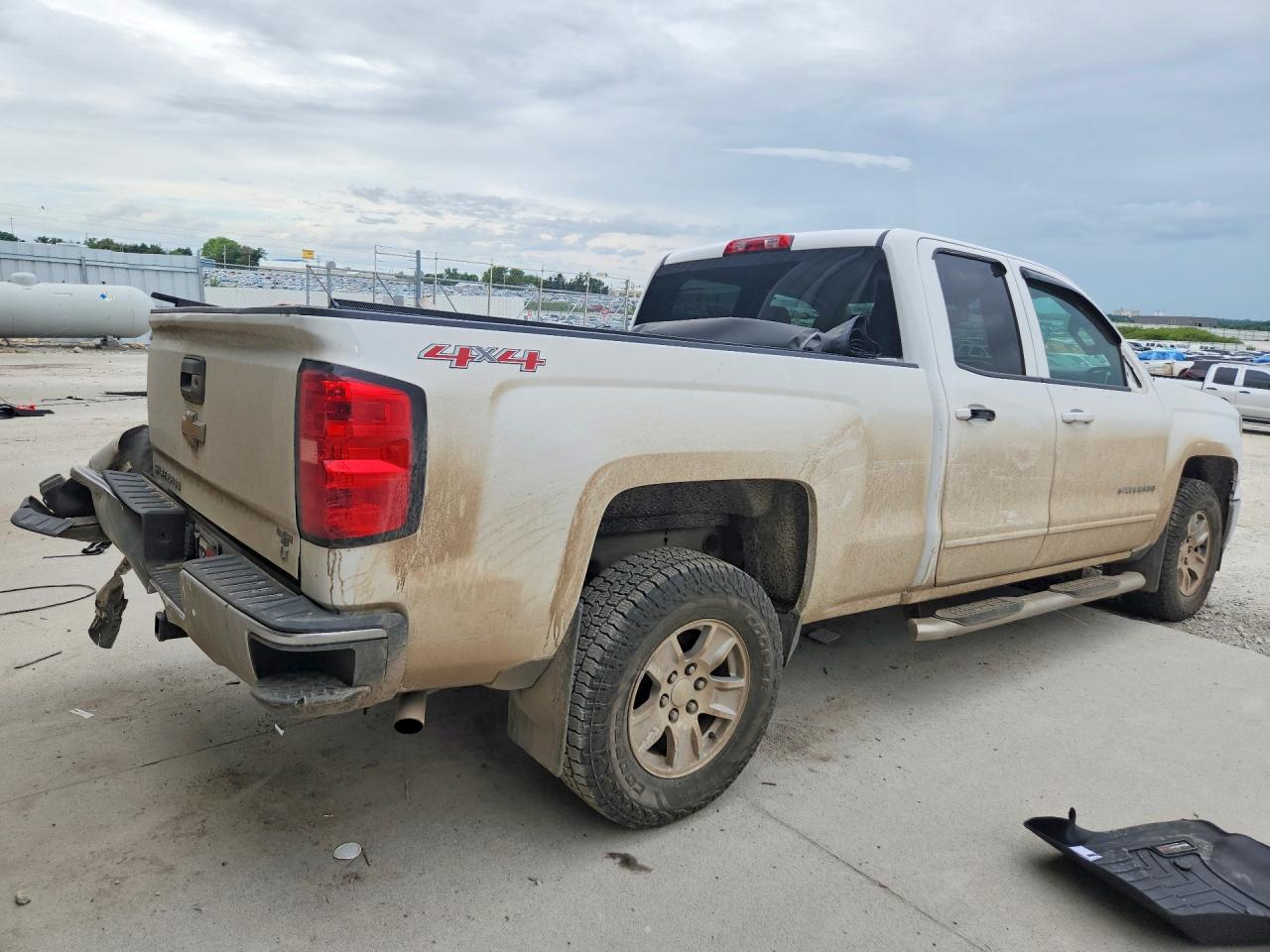 2015 CHEVROLET SILVERADO