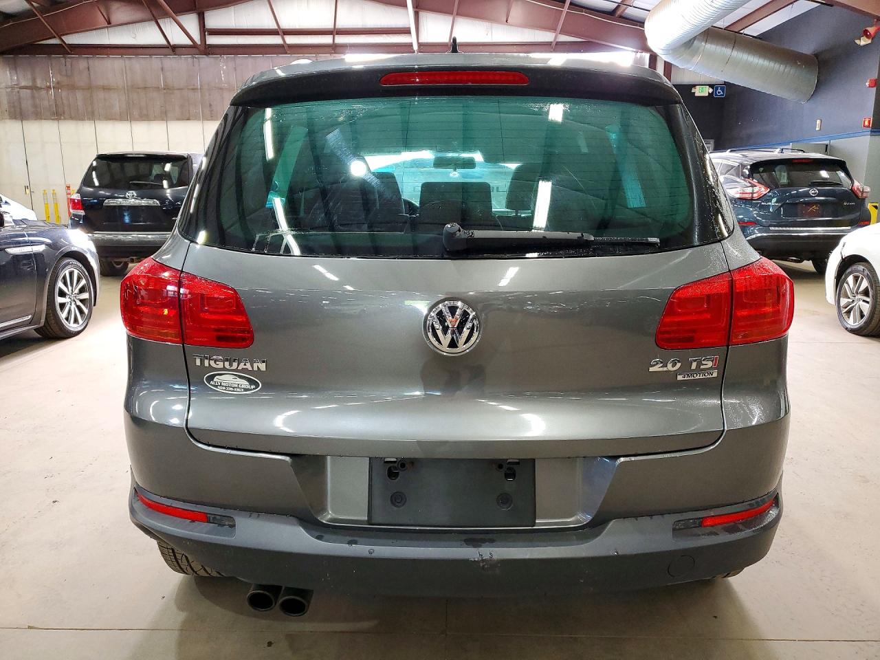 2015 VOLKSWAGEN TIGUAN