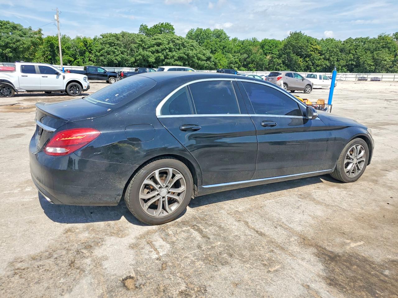 2015 MERCEDES-BENZ C-CLASS