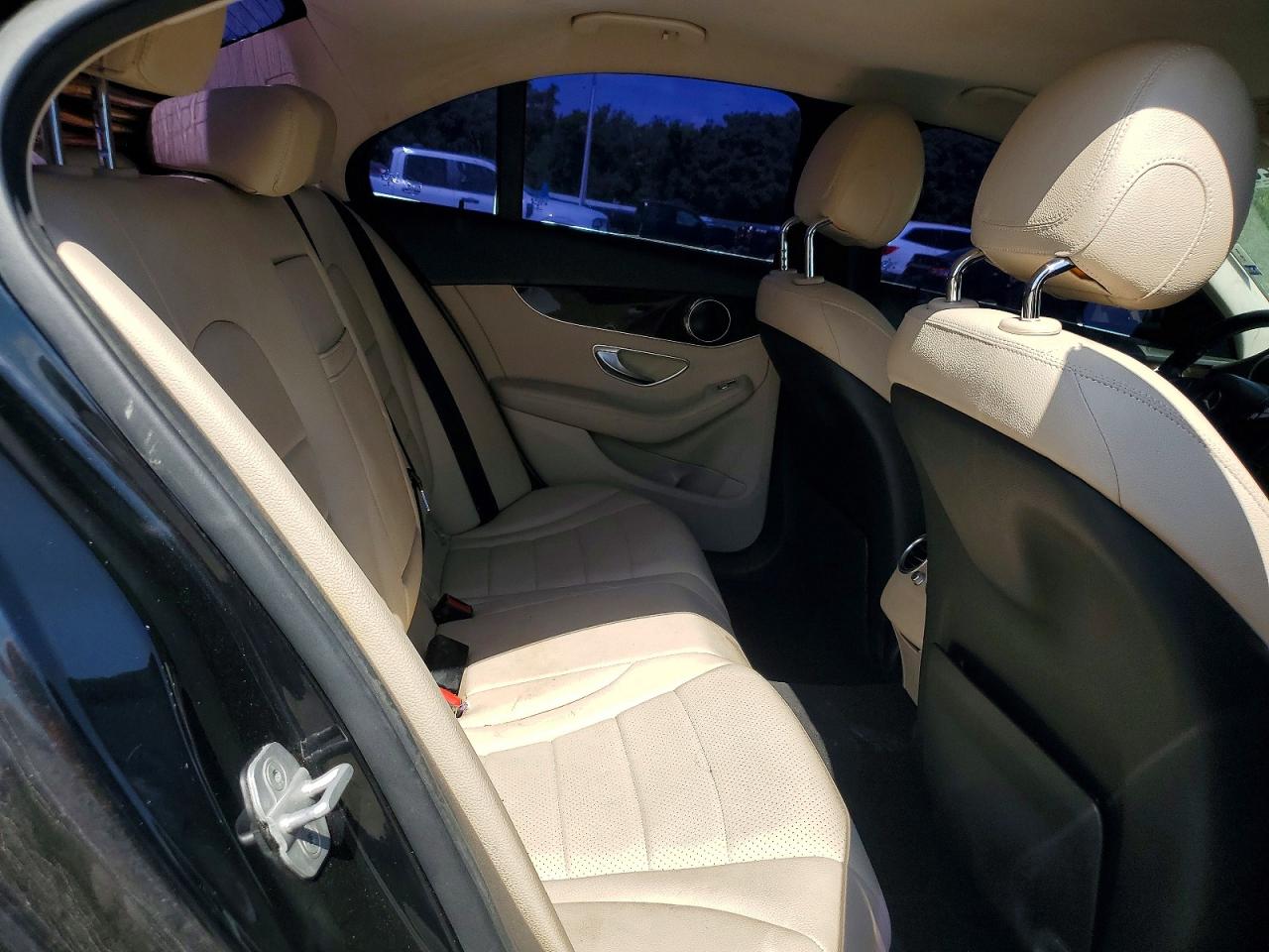 2015 MERCEDES-BENZ C-CLASS