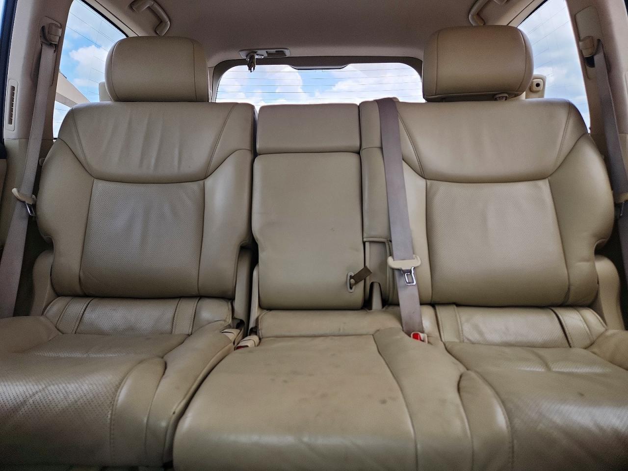 2010 LEXUS LX570