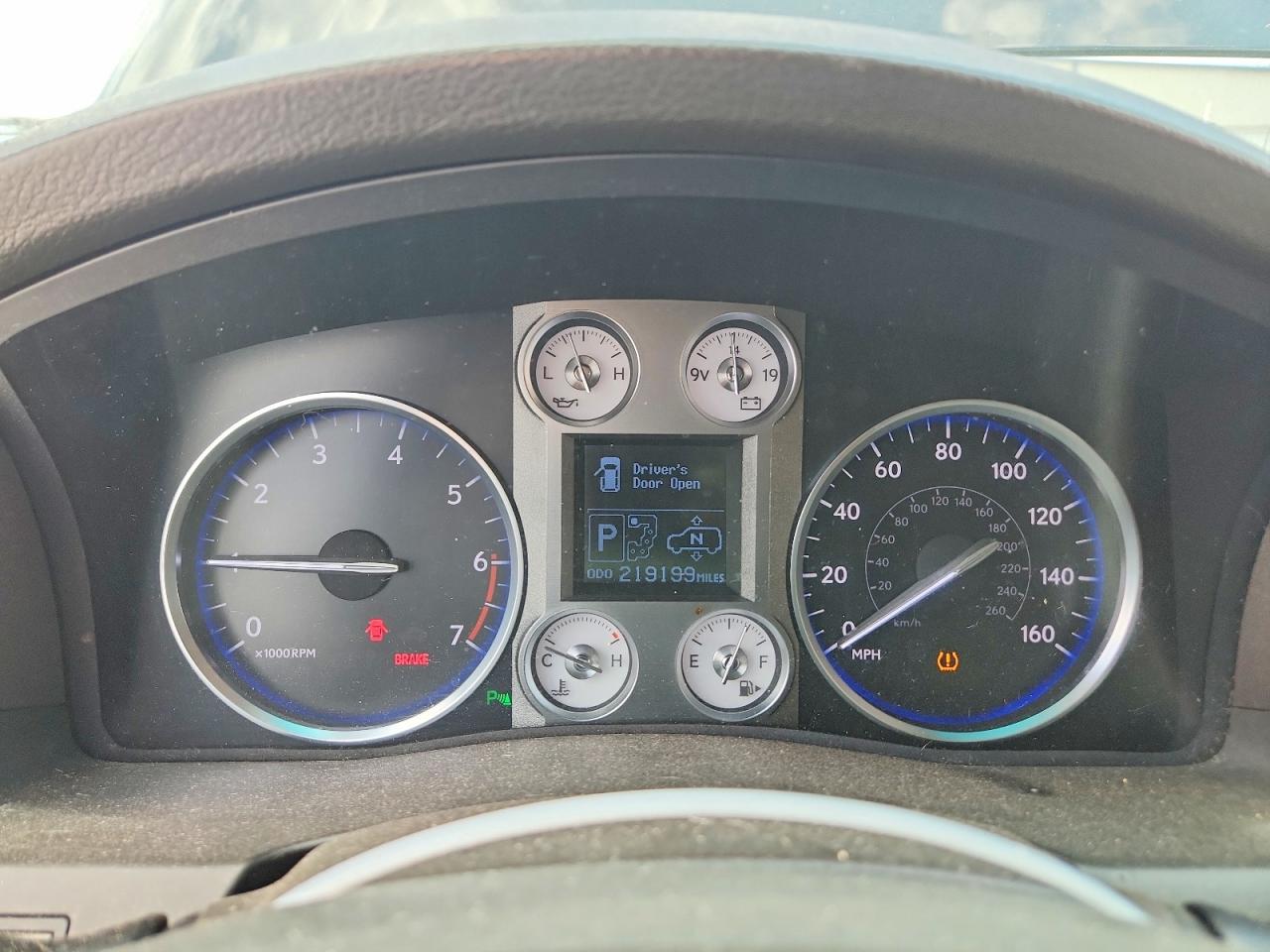 2010 LEXUS LX570