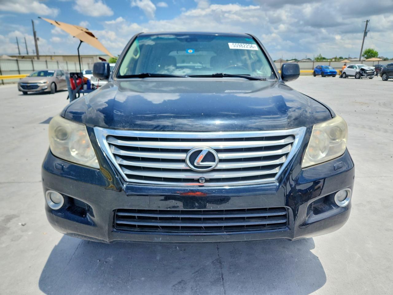 2010 LEXUS LX570