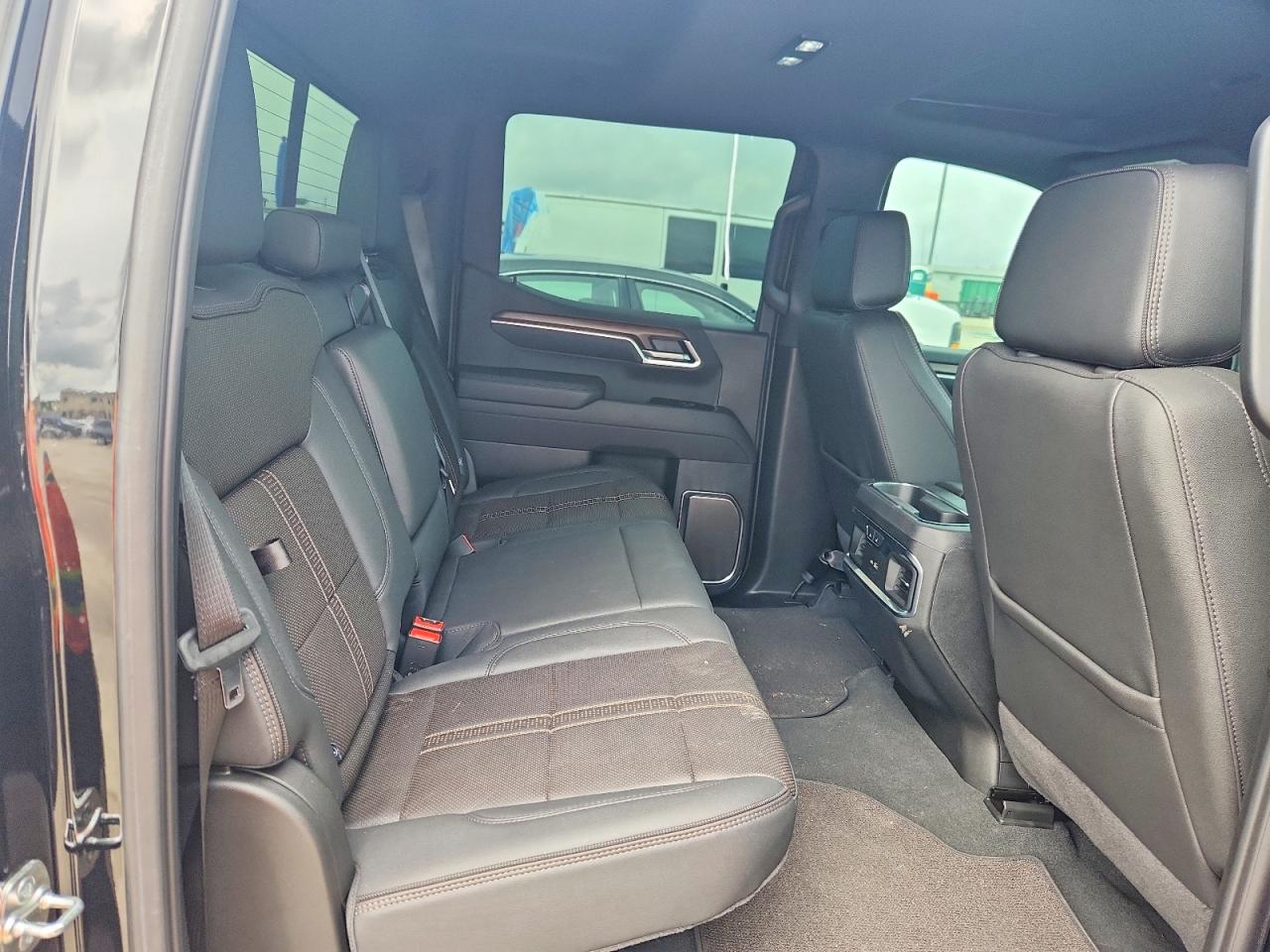 2025 CHEVROLET SILVERADO
