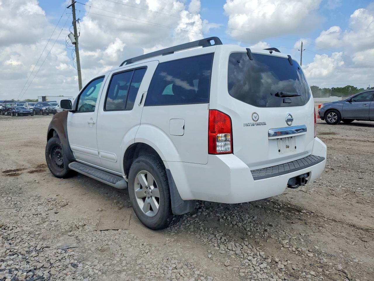 2012 NISSAN PATHFINDER
