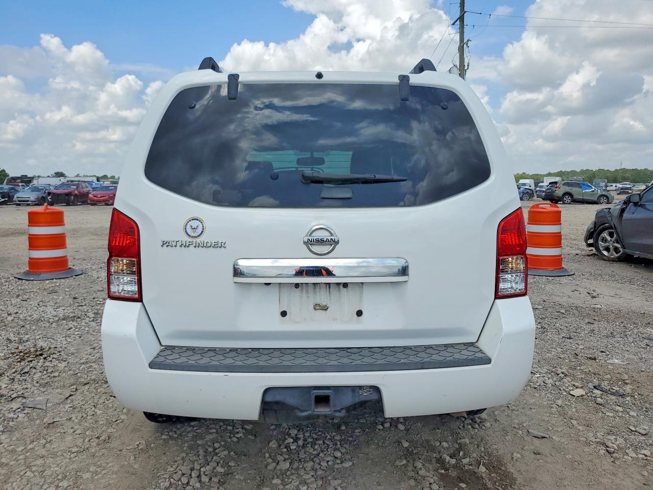 2012 NISSAN PATHFINDER