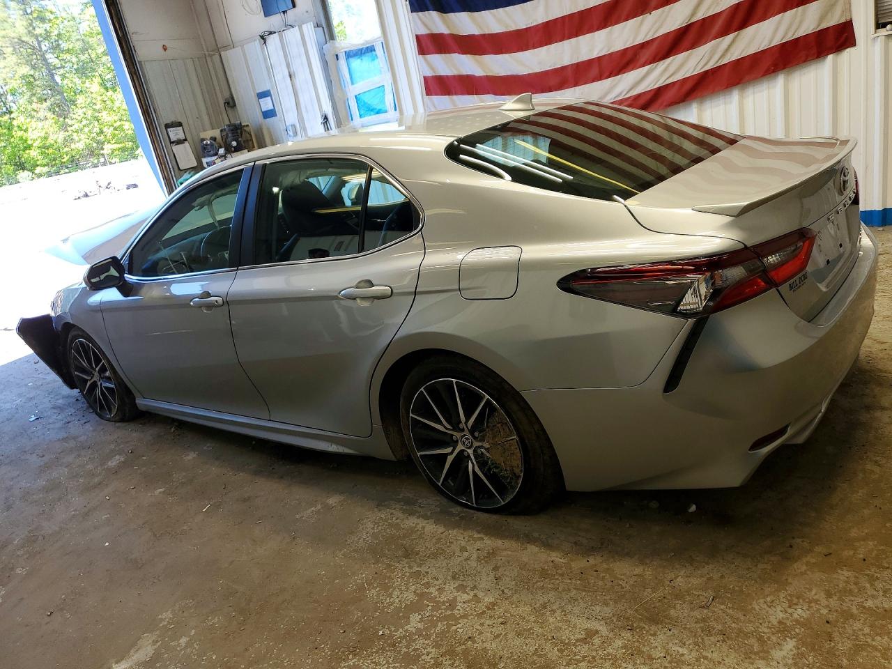 2022 TOYOTA CAMRY