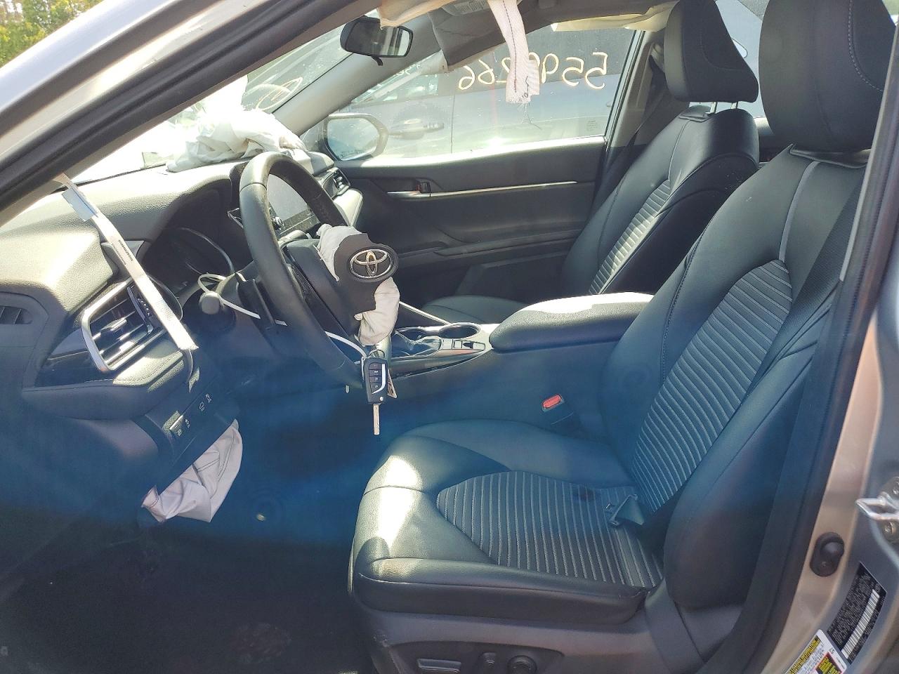 2022 TOYOTA CAMRY