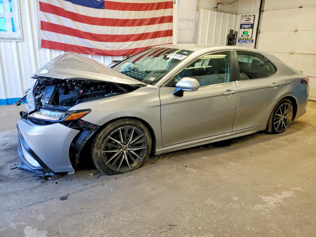 2022 TOYOTA CAMRY