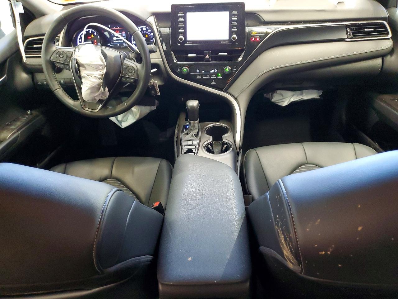 2022 TOYOTA CAMRY