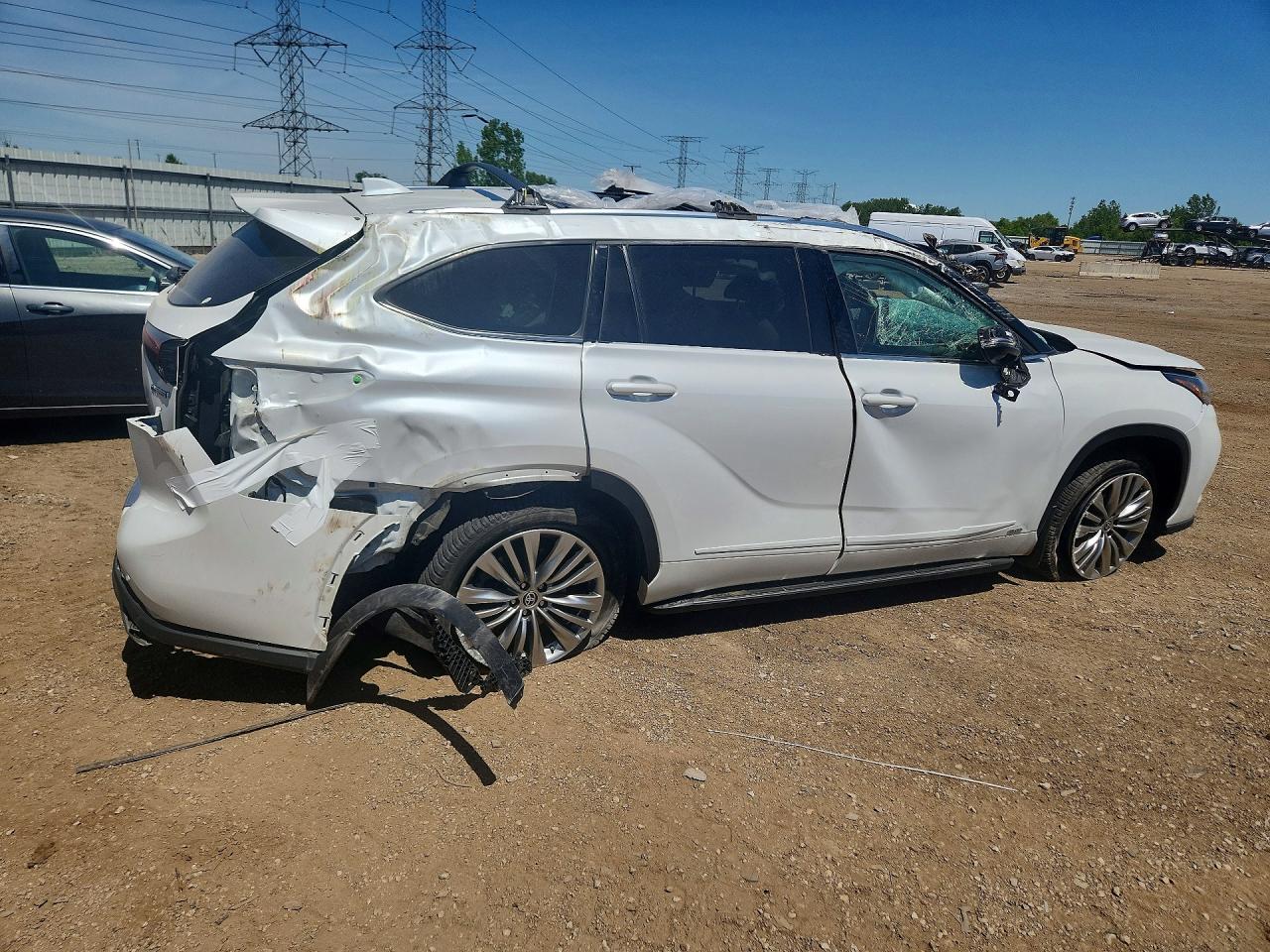 2023 TOYOTA HIGHLANDER
