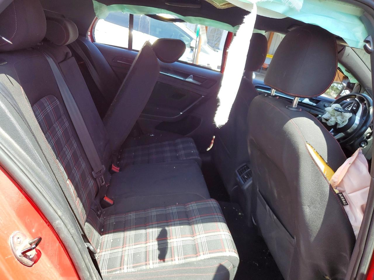 2016 VOLKSWAGEN GTI