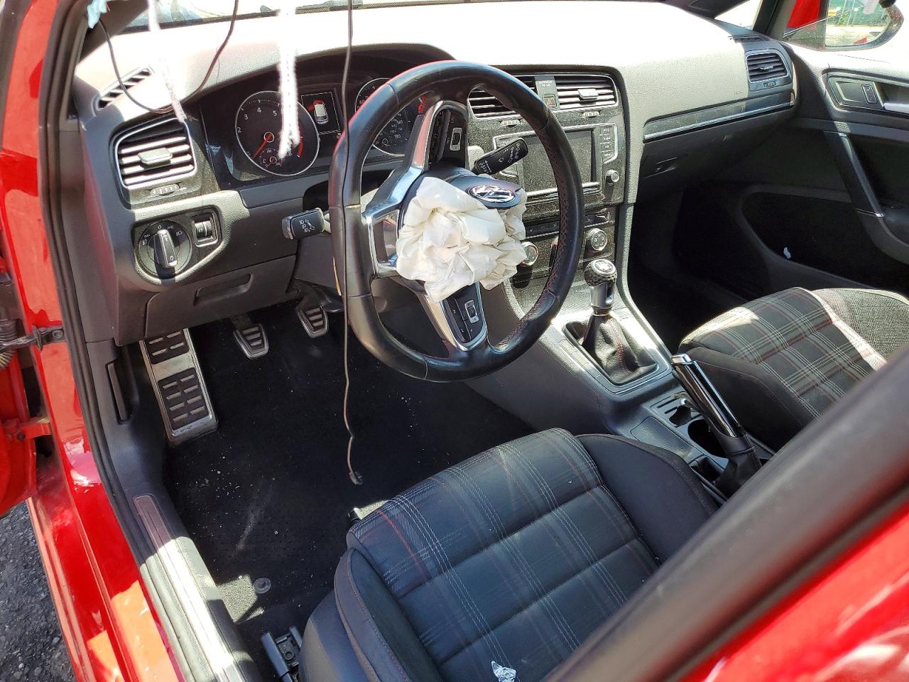 2016 VOLKSWAGEN GTI