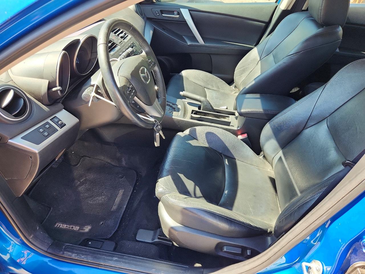 2012 MAZDA 3