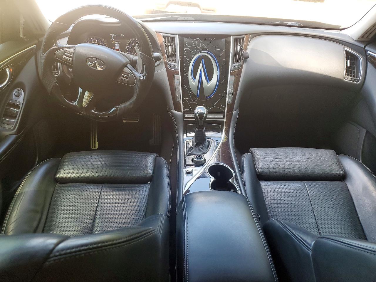 2016 INFINITI Q50