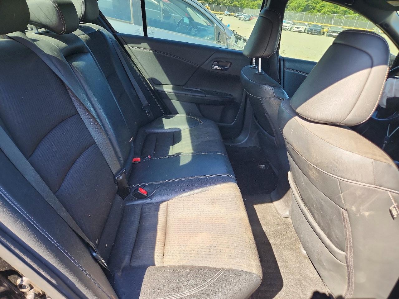 2017 HONDA ACCORD