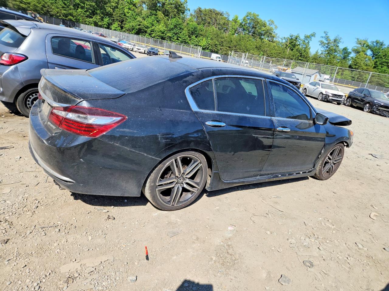 2017 HONDA ACCORD