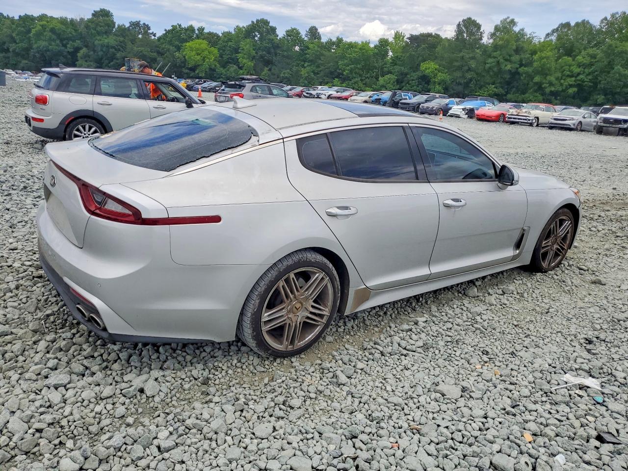 2018 KIA STINGER