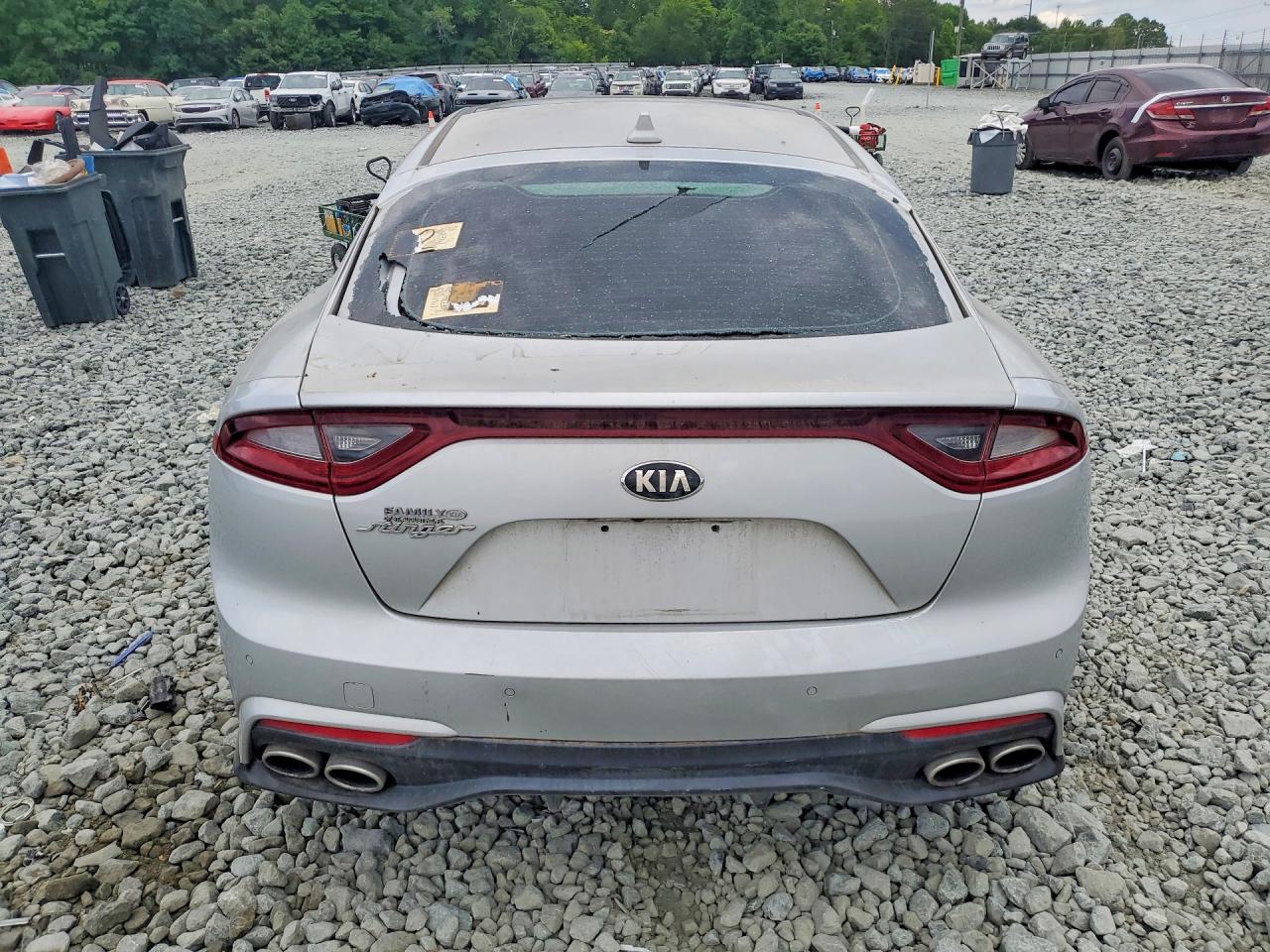 2018 KIA STINGER