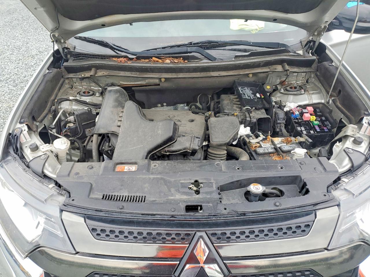 2020 MITSUBISHI OUTLANDER