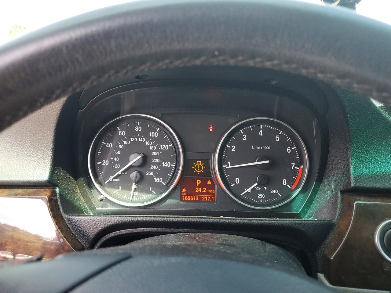 2011 BMW 2 SERIES
