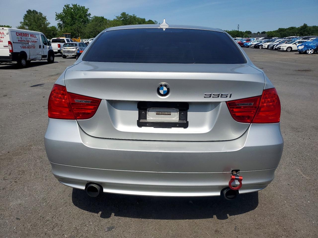 2011 BMW 2 SERIES