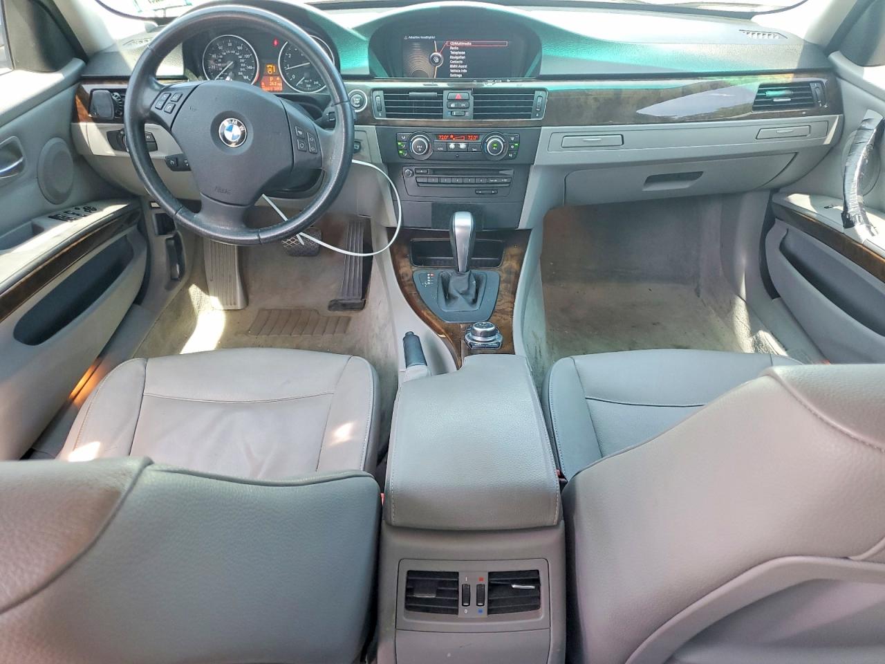 2011 BMW 2 SERIES