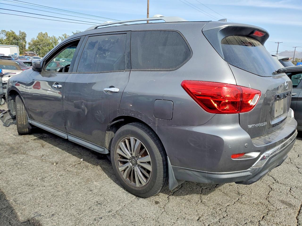 2019 NISSAN PATHFINDER