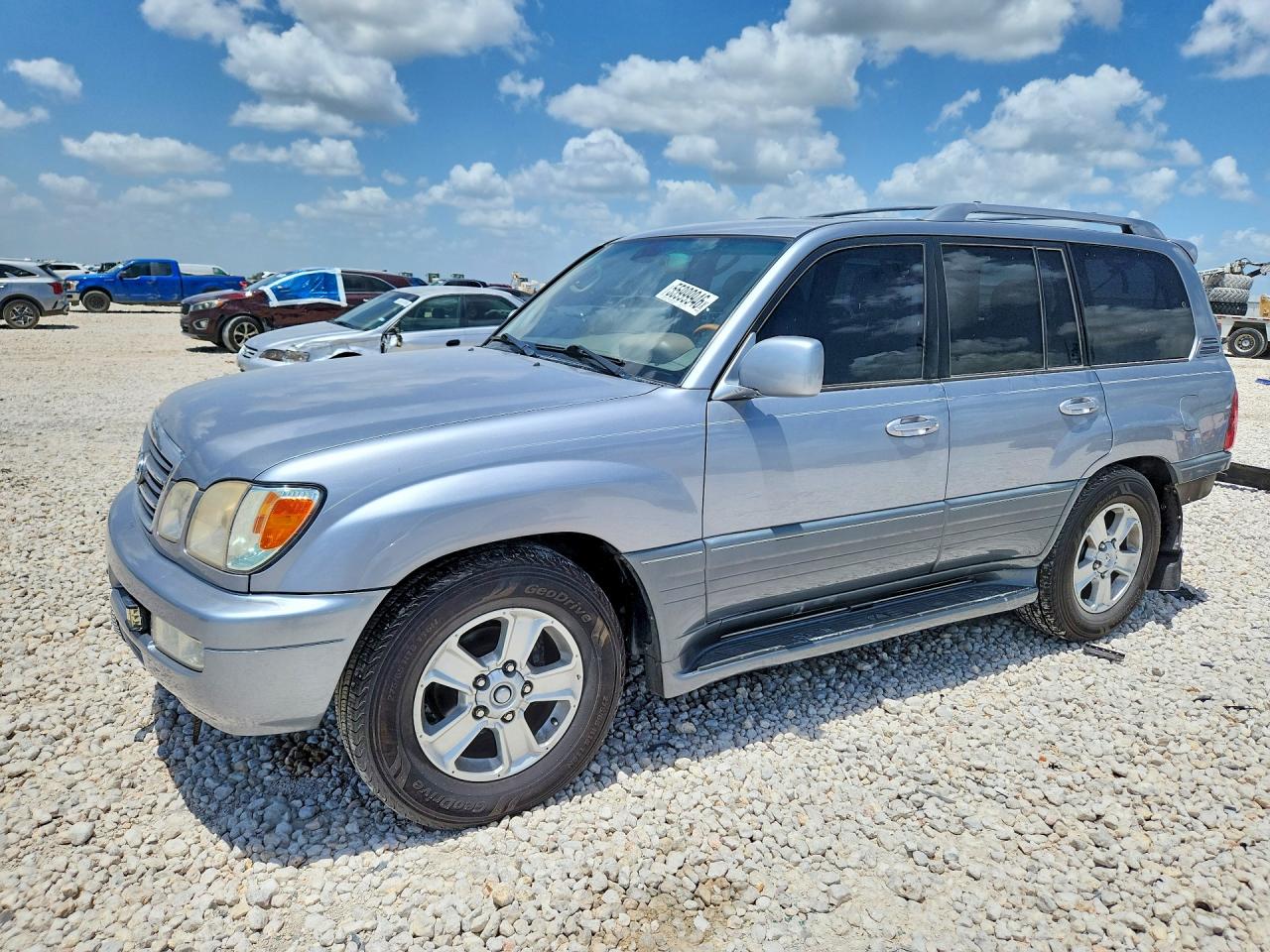 2004 LEXUS LX470