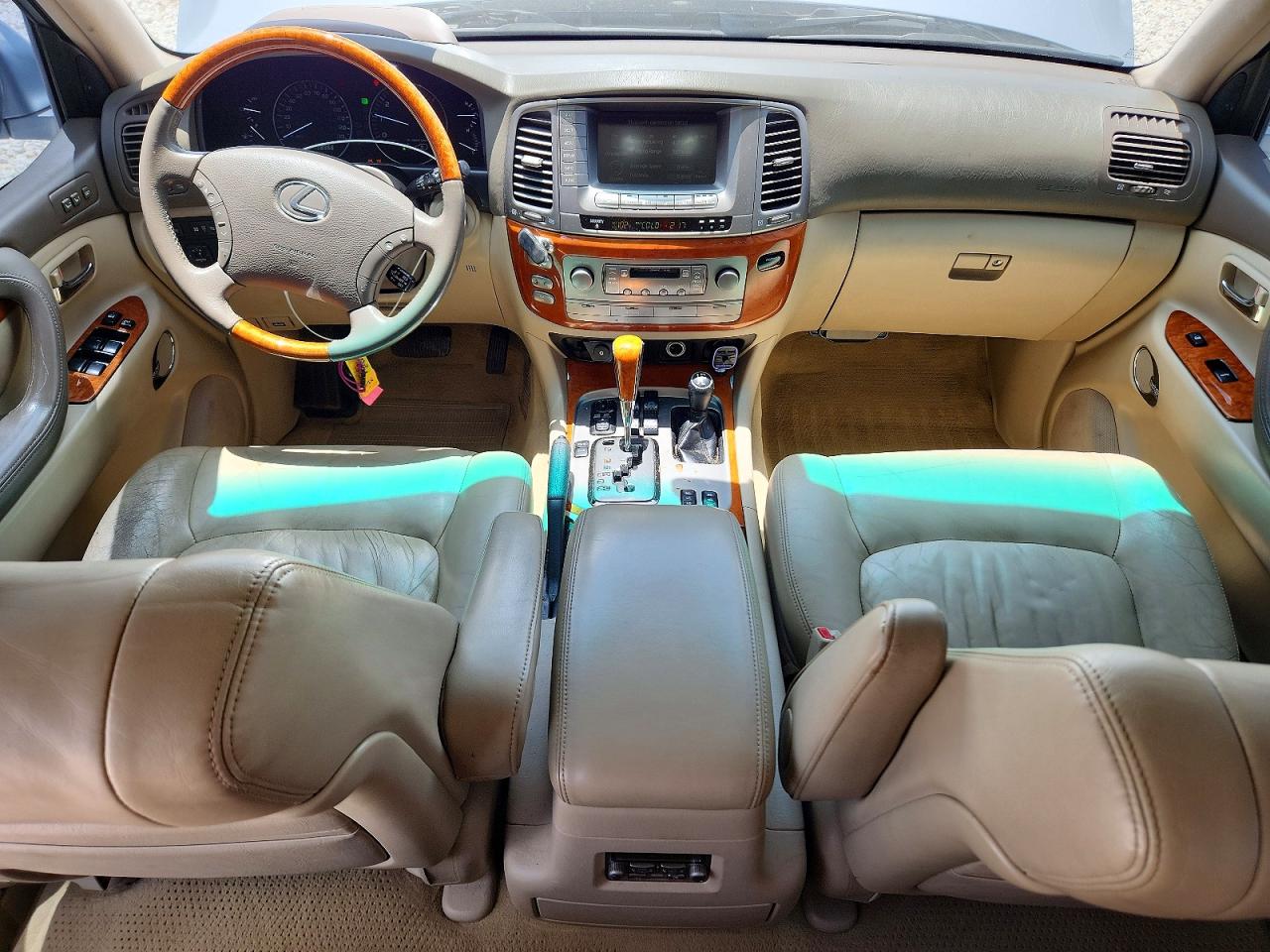 2004 LEXUS LX470