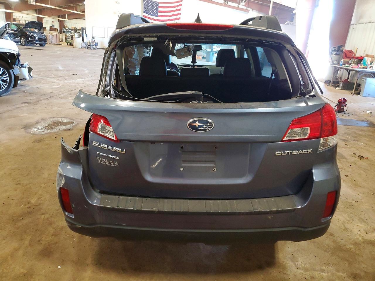 2013 SUBARU OUTBACK