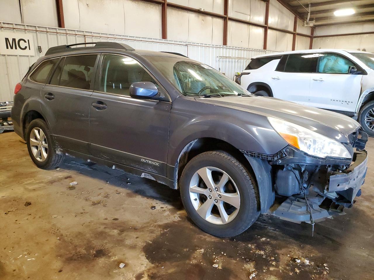 2013 SUBARU OUTBACK