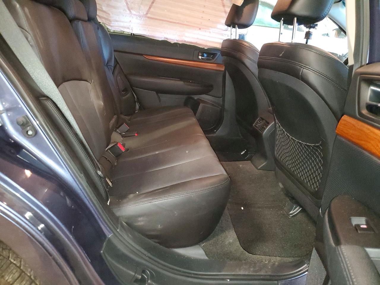 2013 SUBARU OUTBACK