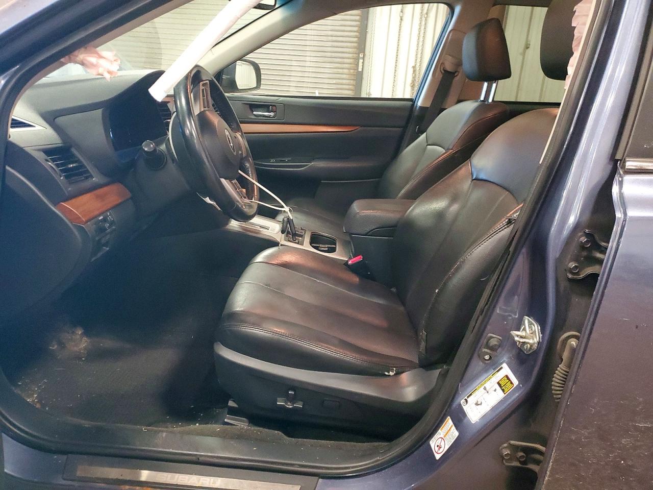 2013 SUBARU OUTBACK
