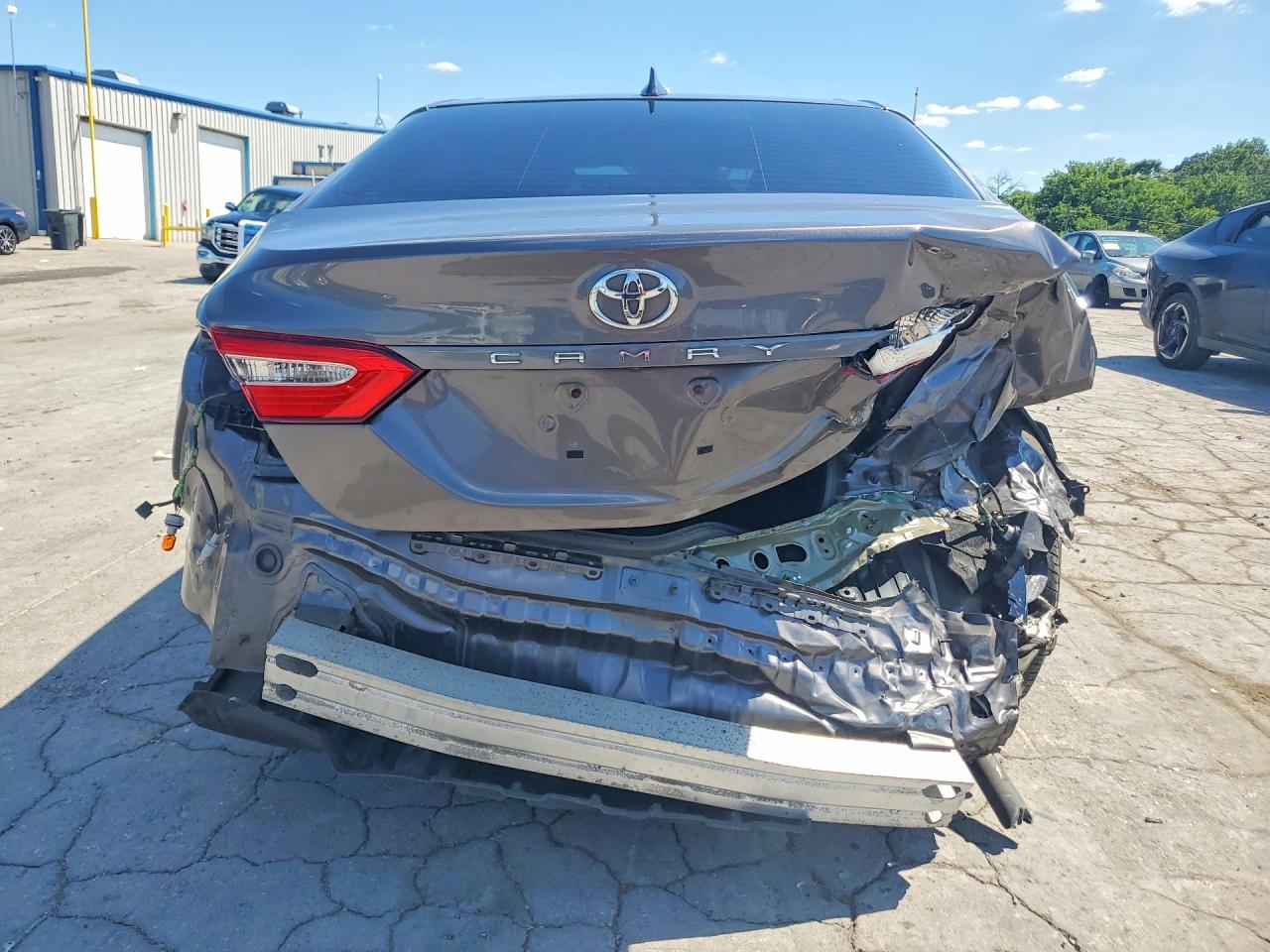 2019 TOYOTA CAMRY