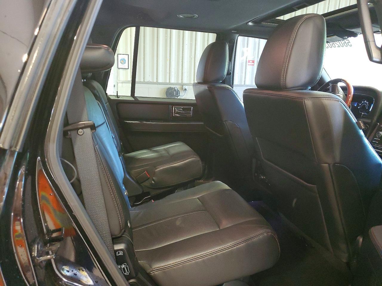 2016 LINCOLN NAVIGATOR