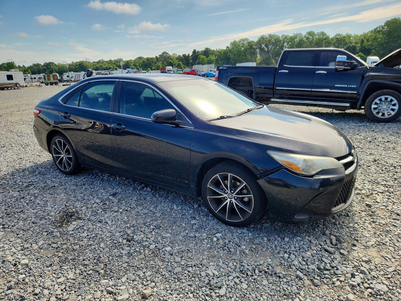 2017 TOYOTA CAMRY