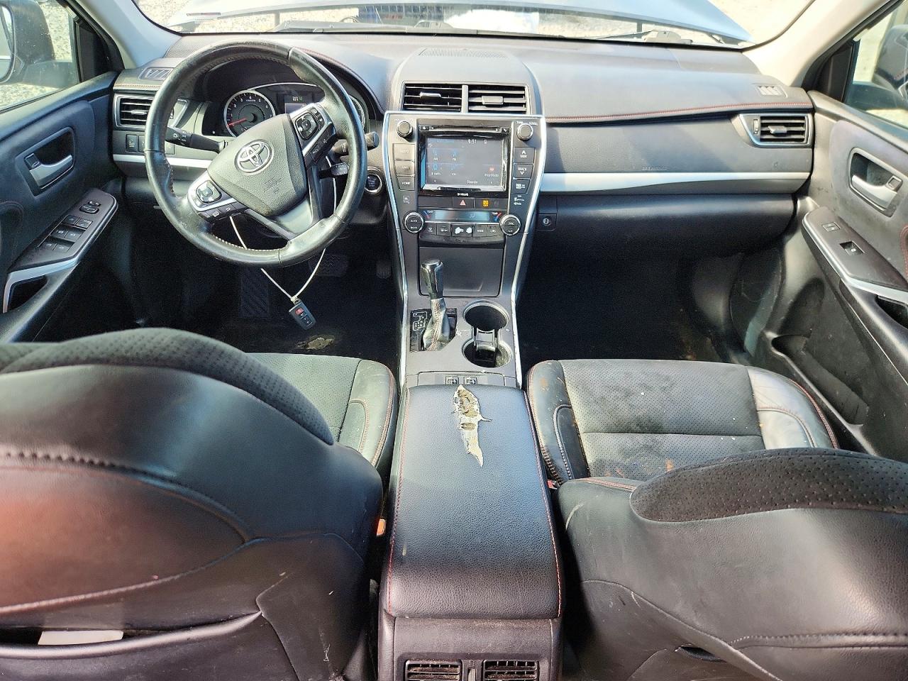 2017 TOYOTA CAMRY
